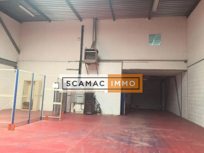 Industrial in Villejuif for lease - Interior Photo - Image 1 of 5
