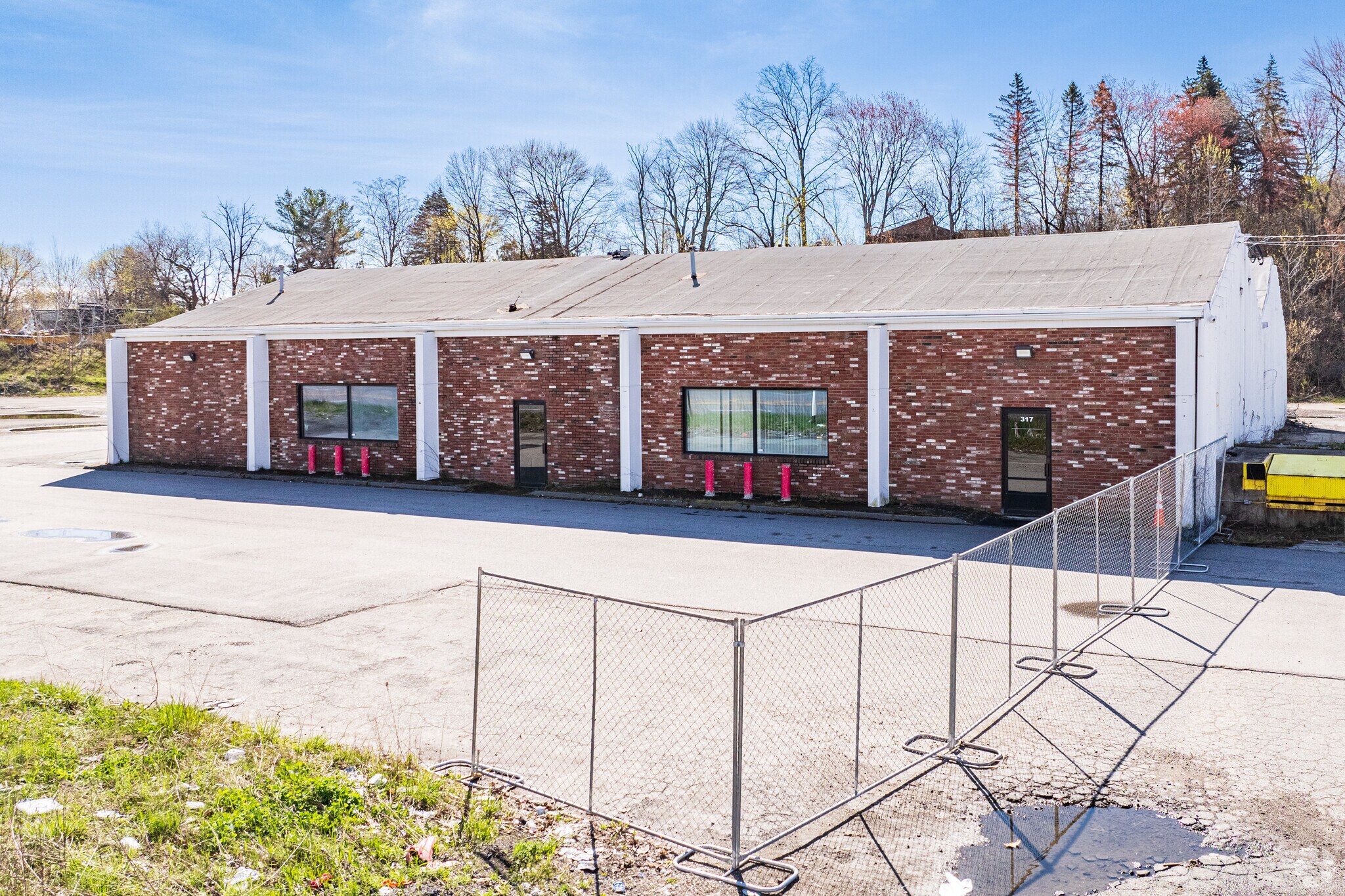 315-317 SW Cutoff, Worcester, MA for sale Primary Photo- Image 1 of 1