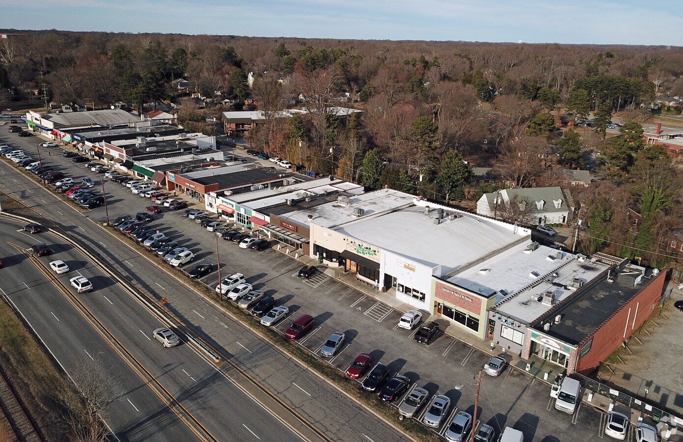 2158 Lawndale Dr, Greensboro, NC 27408