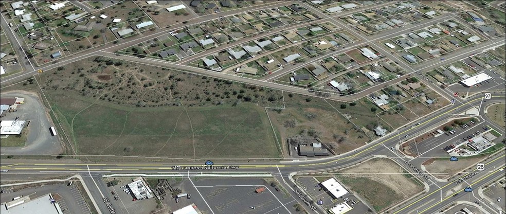 North Highway 97, Madras, OR for sale - Aerial - Image 1 of 13