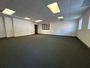 3500 W Peterson Ave, Chicago, IL for lease Interior Photo- Image 2 of 5