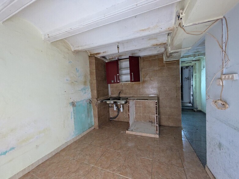 Multifamily in Amposta, Tarragona for sale - Interior Photo - Image 3 of 8