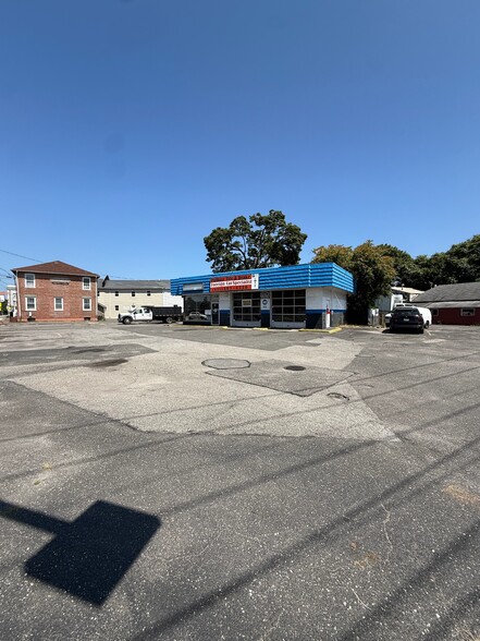 109 Rt 112, Port Jefferson Station, NY for lease - Building Photo - Image 3 of 9