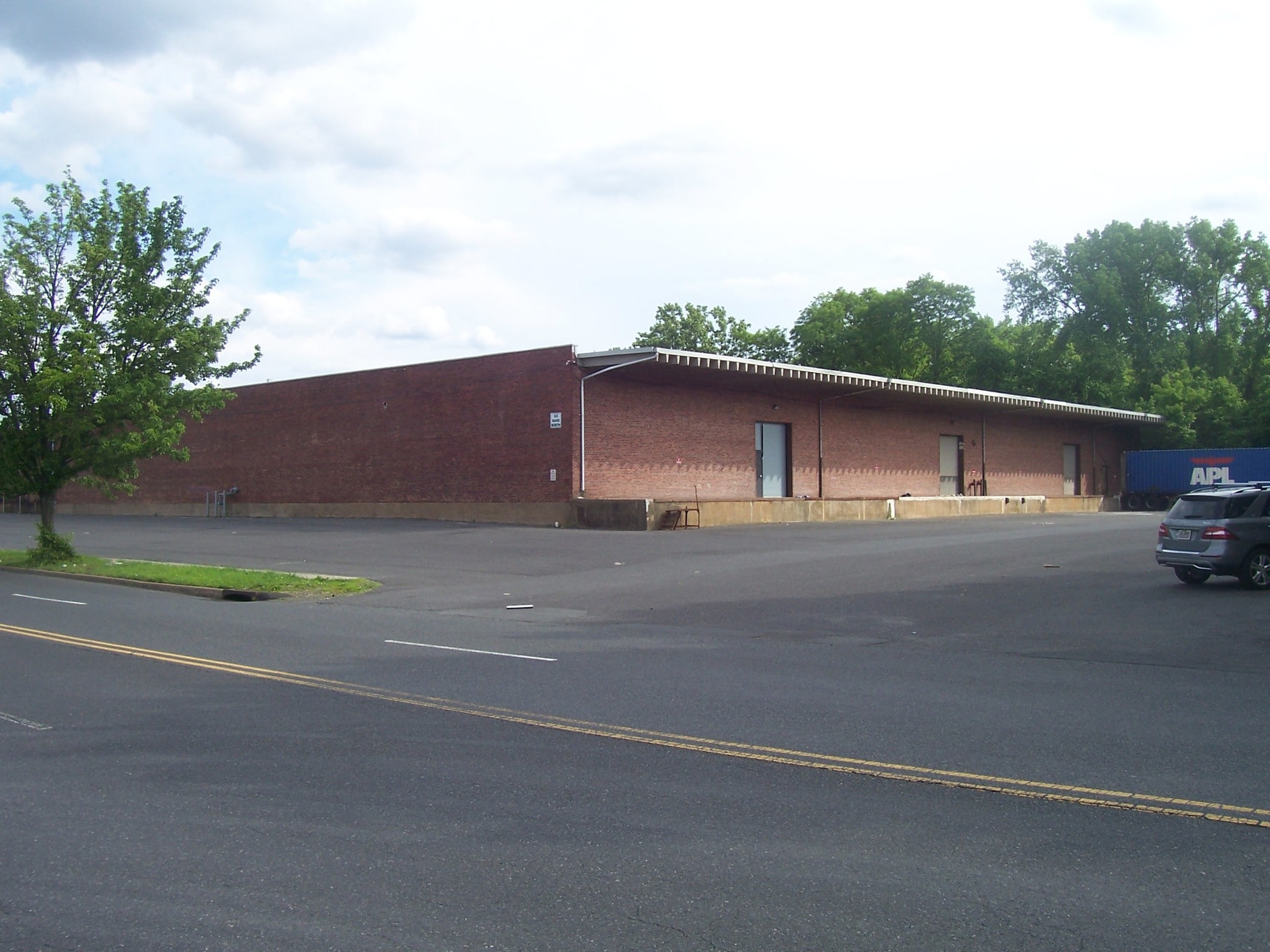 93 Sculptors Way, Trenton, NJ for sale Primary Photo- Image 1 of 1