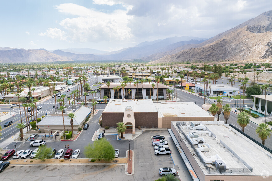 450 S Palm Canyon Dr, Palm Springs, CA for lease - Building Photo - Image 2 of 7