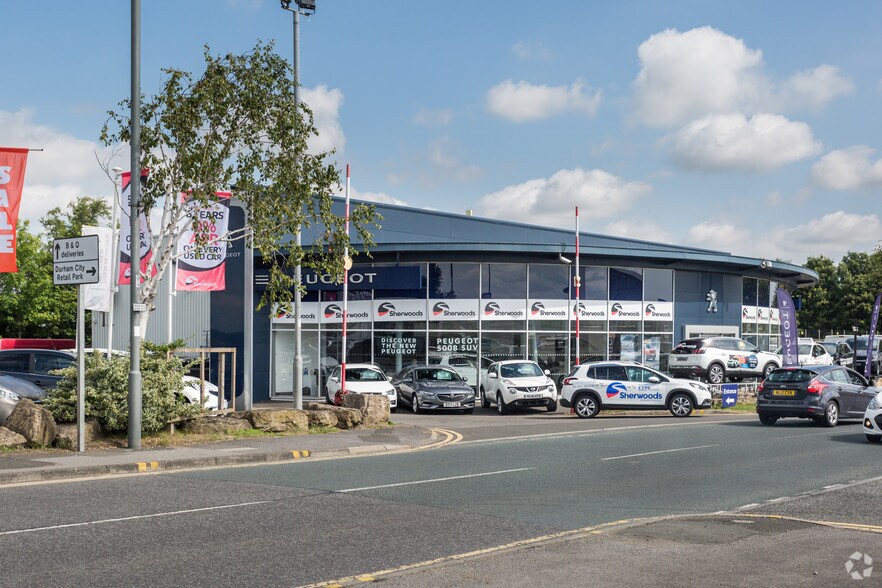 Alma Pl, Durham for sale - Primary Photo - Image 2 of 2