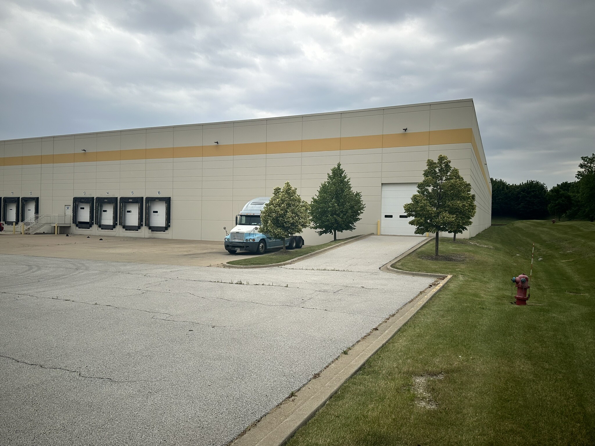 25777 S Cleveland Ave, Monee, IL for lease Building Photo- Image 1 of 4