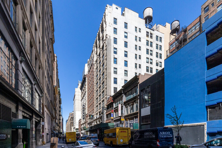 29 W 35th St, New York, NY for lease - Building Photo - Image 1 of 6