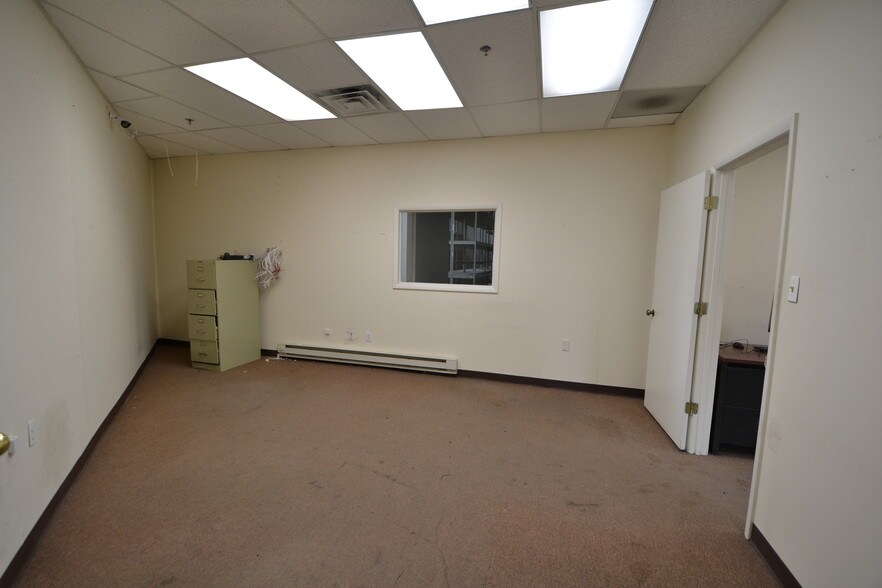 475 S Dean St, Englewood, NJ for lease - Interior Photo - Image 3 of 12