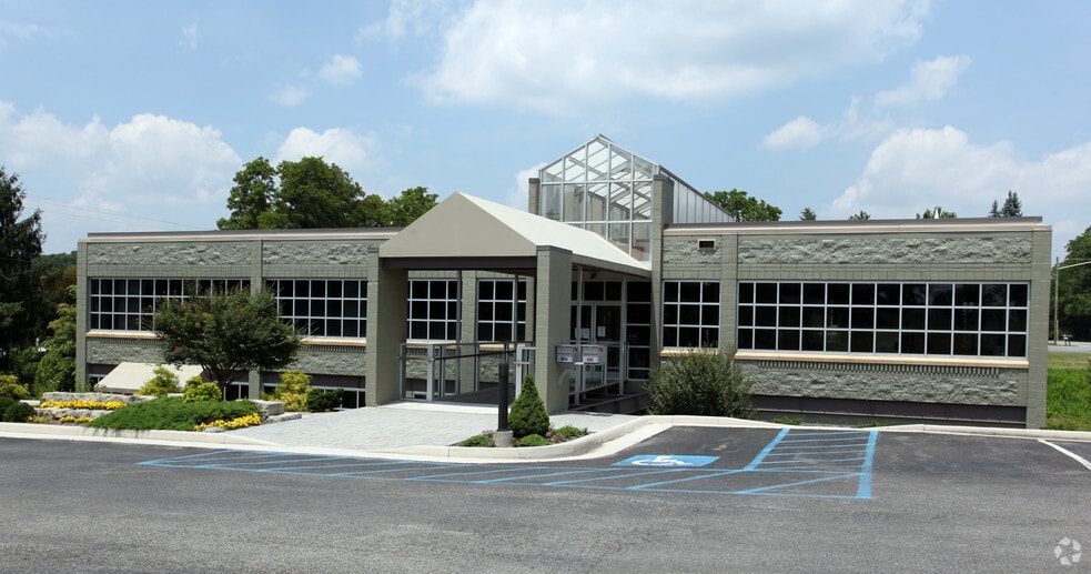 1711 N Main St, Blacksburg, VA for sale - Primary Photo - Image 1 of 1