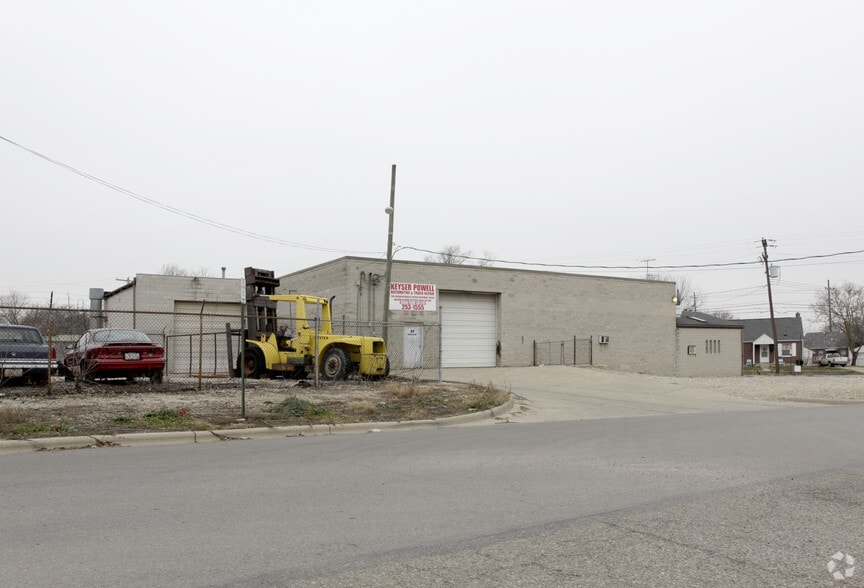 1759 Old Leonard Ave, Columbus, OH for sale - Building Photo - Image 3 of 9