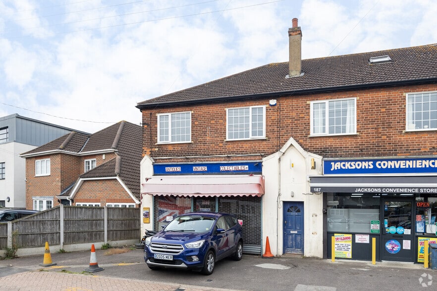 189 Thorndon Av, West Horndon for lease - Building Photo - Image 2 of 2