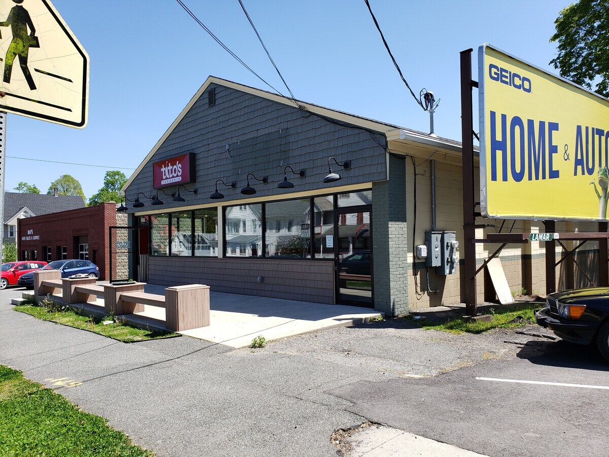 145 Federal St, Greenfield, MA 01301