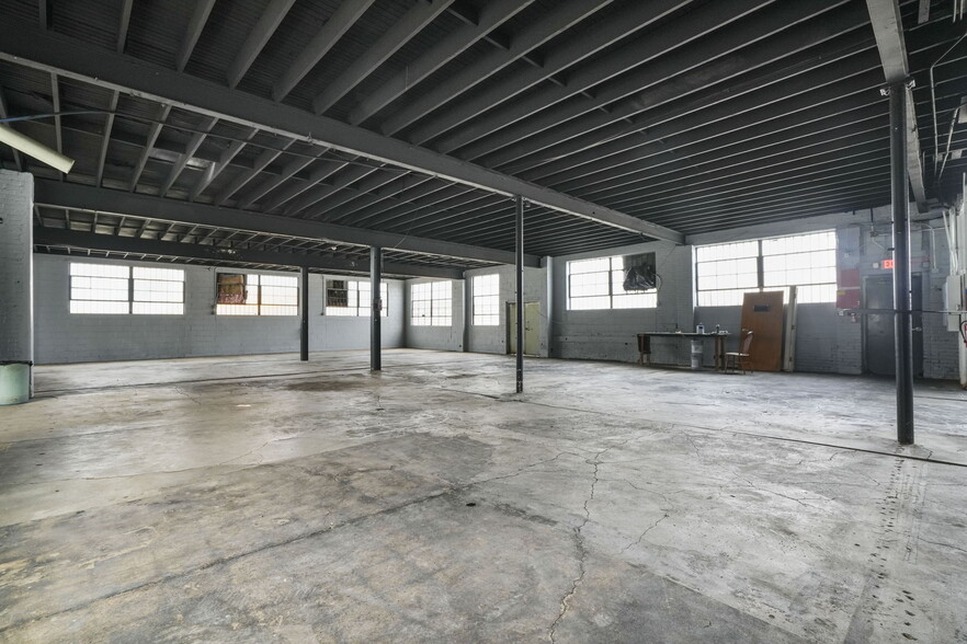 47 W Gates St, Columbus, OH for lease - Building Photo - Image 3 of 32