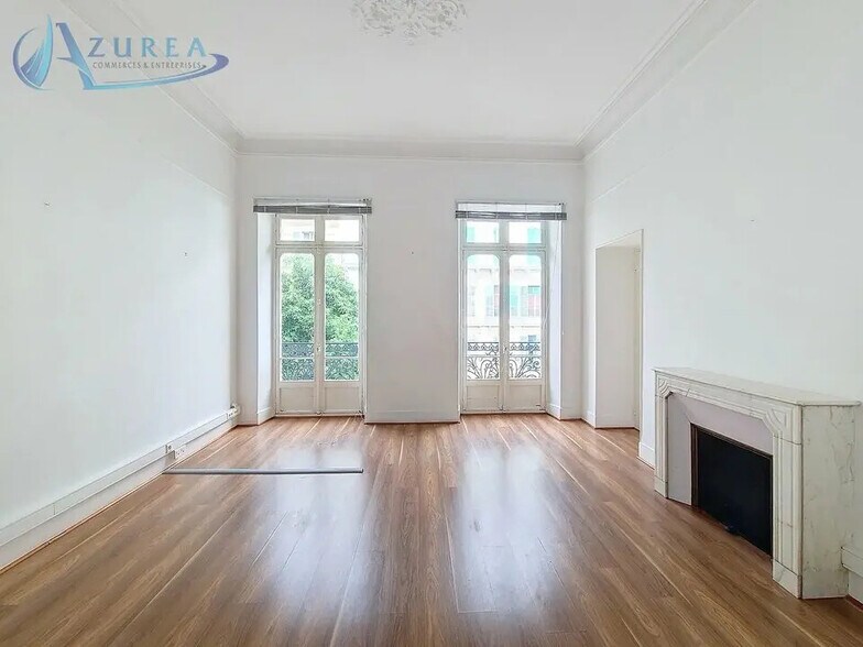 Office in Nice for lease - Building Photo - Image 1 of 10