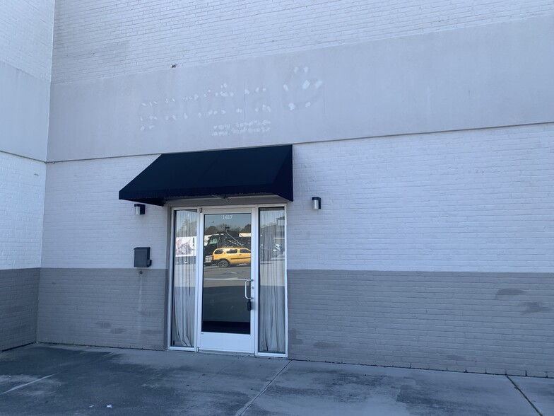 1409-1417 Highway 280 Byp, Phenix City, AL for lease - Building Photo - Image 3 of 3