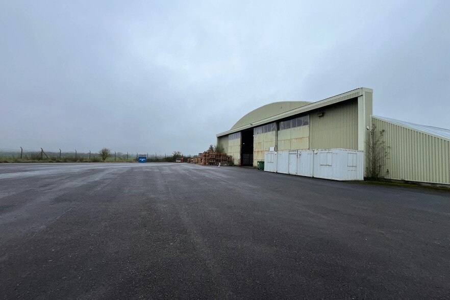 Aston Down, Frampton Mansell for lease - Building Photo - Image 3 of 3