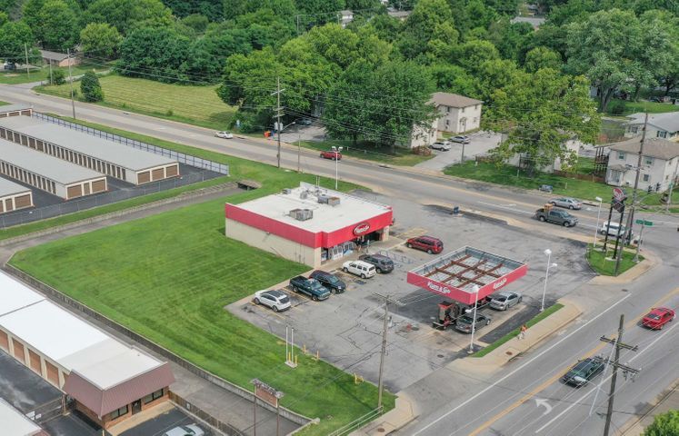 2953 N National Ave, Springfield, MO for sale Primary Photo- Image 1 of 1