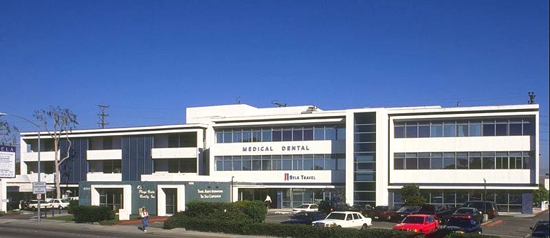 4560 Admiralty Way, Marina Del Rey, CA for lease Building Photo- Image 1 of 4