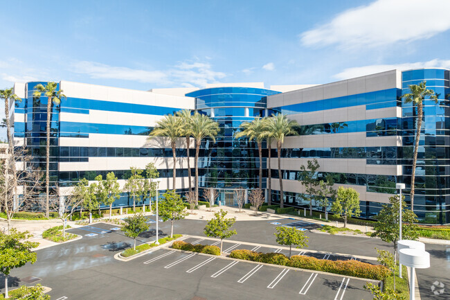 More details for 21271 Burbank Blvd, Woodland Hills, CA - Office for Lease