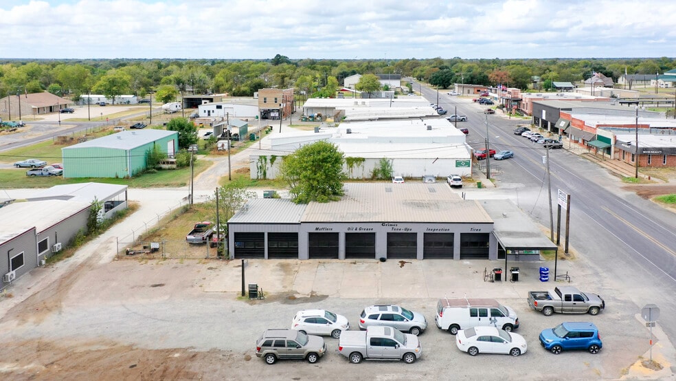 102 Highway 39 S, Normangee, TX for sale - Primary Photo - Image 1 of 26