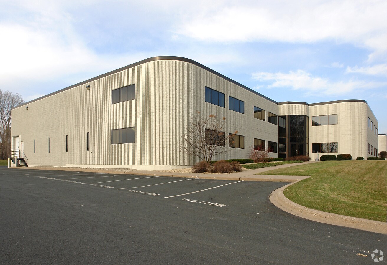 301303 W County Rd E2, New Brighton, MN 55112 Donatelle Tool