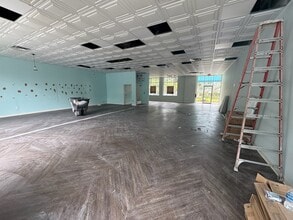 1903 N Highway 17, Mount Pleasant, SC for lease Interior Photo- Image 1 of 2