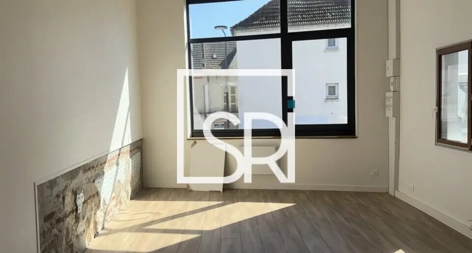 Retail in Bellerive-sur-Allier for sale - Interior Photo - Image 2 of 12