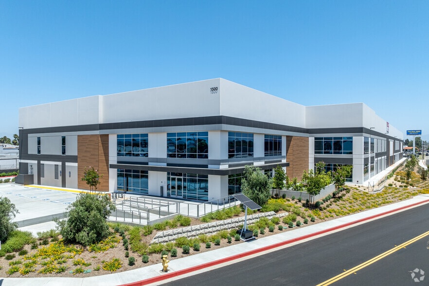 1500 S Raymond Ave, Fullerton, CA for lease - Building Photo - Image 1 of 12