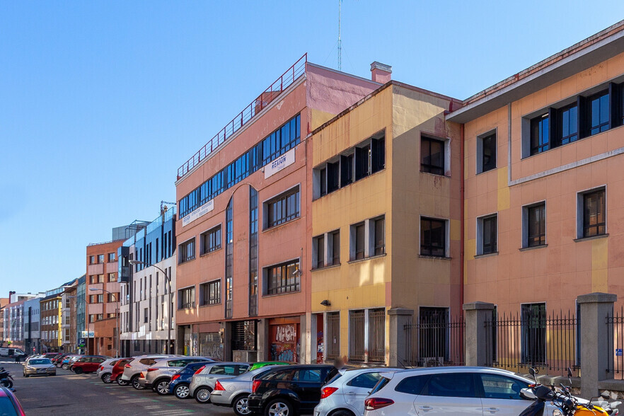 Calle Sánchez Pacheco, 72 - 74, Madrid, Madrid for sale - Building Photo - Image 2 of 2