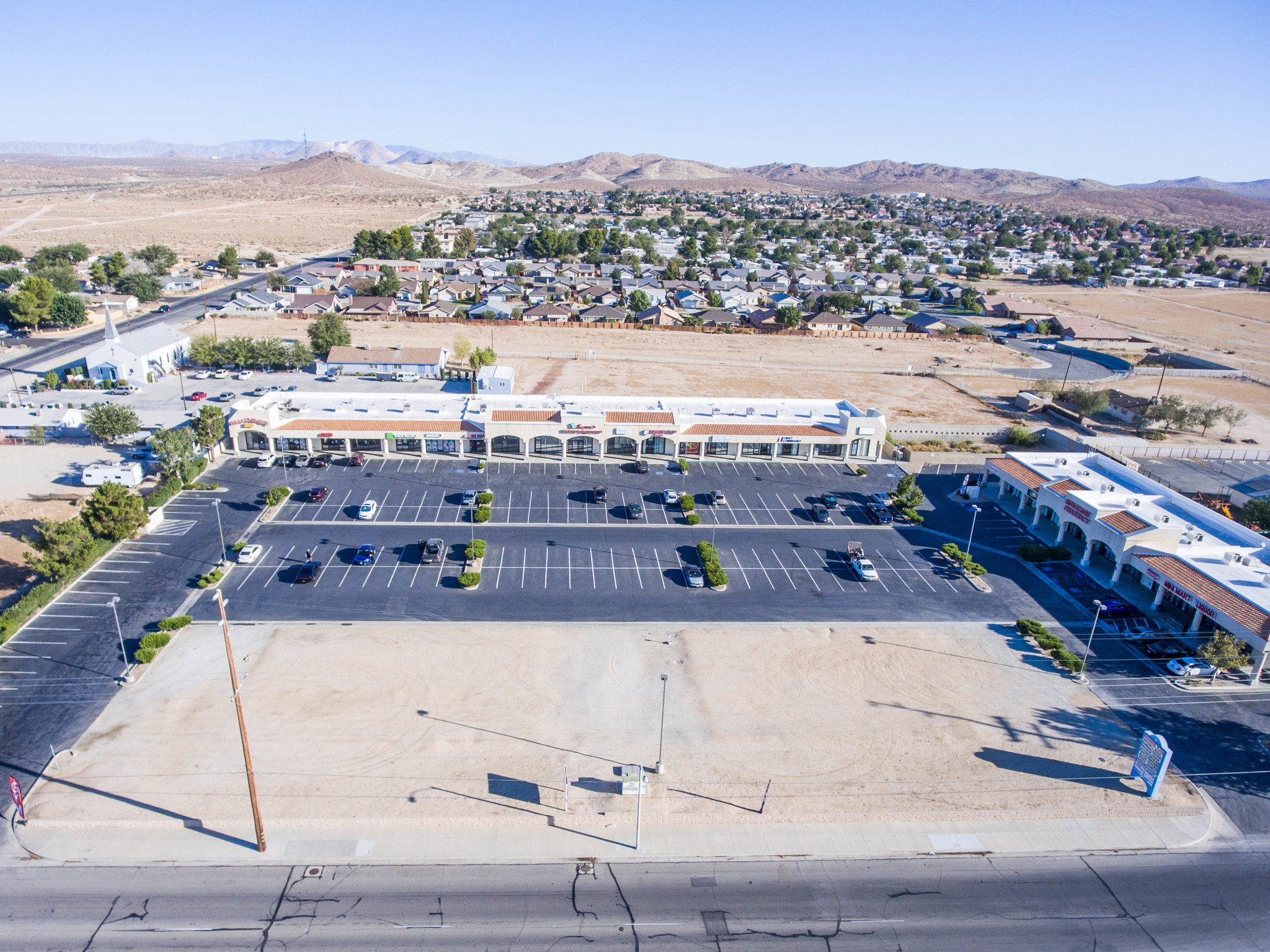 Rosamond Plaza - Rosamond, CA for Sale | LoopNet