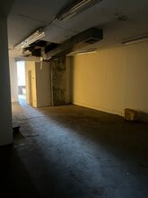 22-24 31st St, Astoria, NY for lease Interior Photo- Image 1 of 5