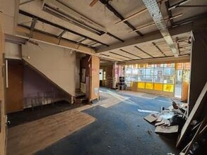 6-8 Pontygwindy Rd, Caerphilly for lease Interior Photo- Image 2 of 3