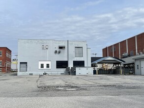 500 W College Ave, York, PA for lease Building Photo- Image 2 of 23