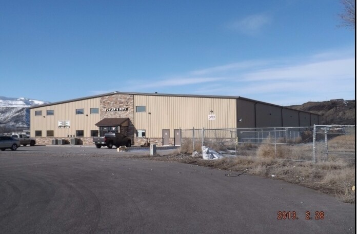 185 Gemat Cir, Rifle, CO for sale Primary Photo- Image 1 of 1