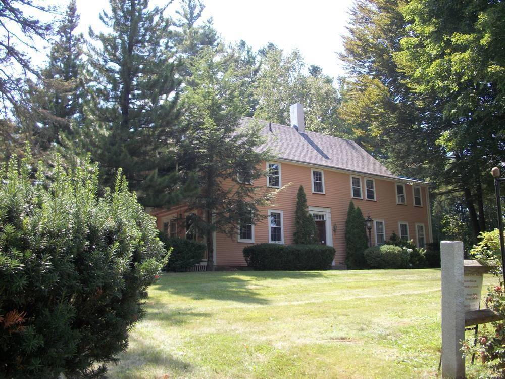 169 Rochester Hill Rd, Rochester, NH for lease Building Photo- Image 1 of 3
