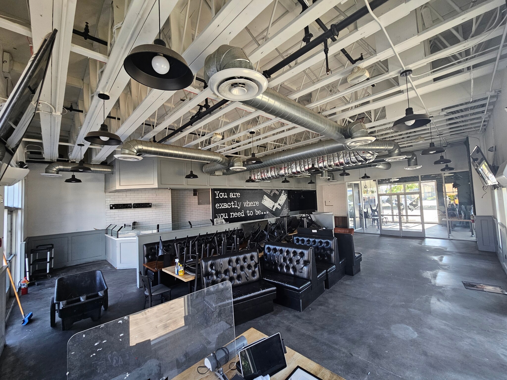 15750 Paramount Blvd, Paramount, CA for lease Interior Photo- Image 1 of 1