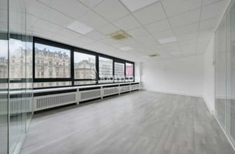 147 Avenue Charles De Gaulle, Neuilly-sur-Seine for lease Interior Photo- Image 1 of 4