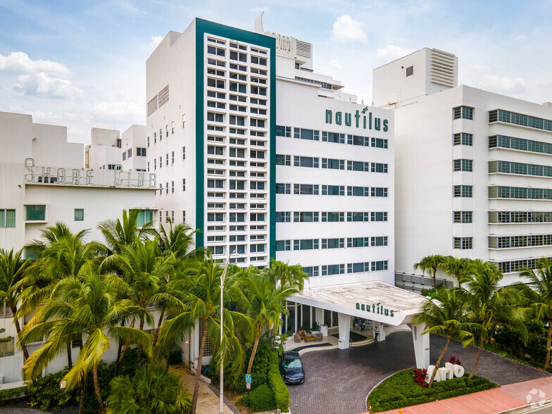 1825 Collins Ave, Miami Beach, FL for sale - Primary Photo - Image 1 of 1