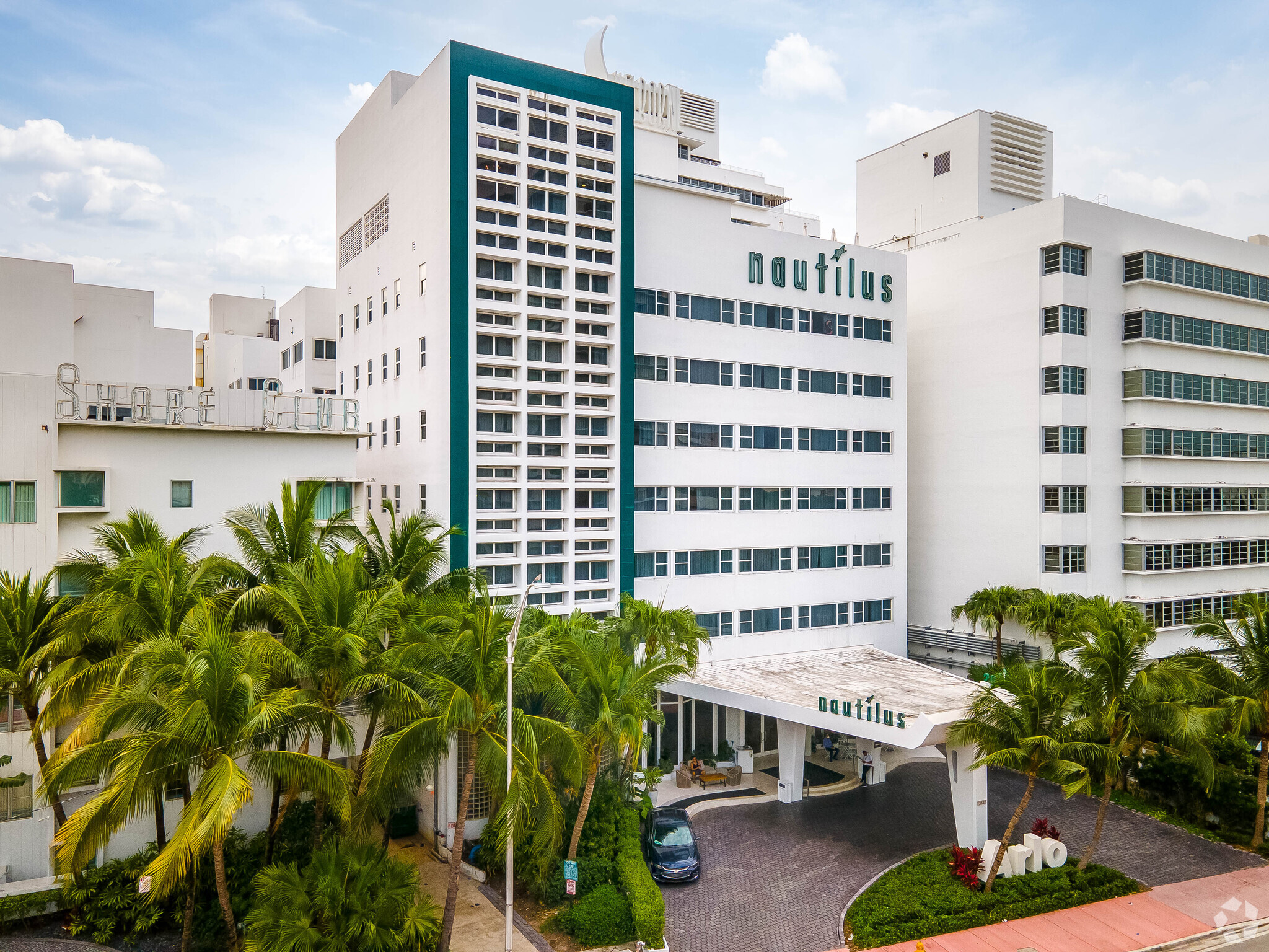 1825 Collins Ave, Miami Beach, FL for sale Primary Photo- Image 1 of 1