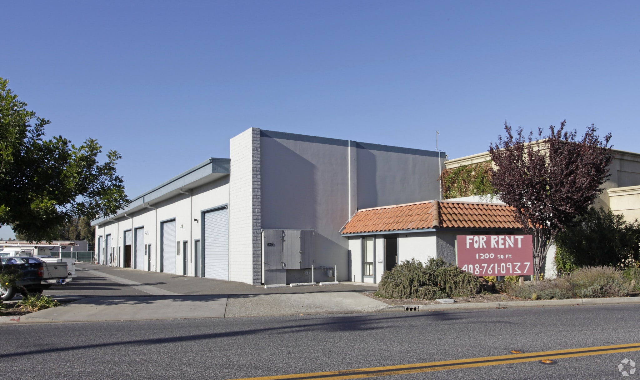 529 McGlincey Ln, Campbell, CA for lease Primary Photo- Image 1 of 8