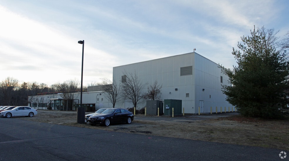 901 Ethan Allen Hwy, Ridgefield, CT for sale - Primary Photo - Image 1 of 1