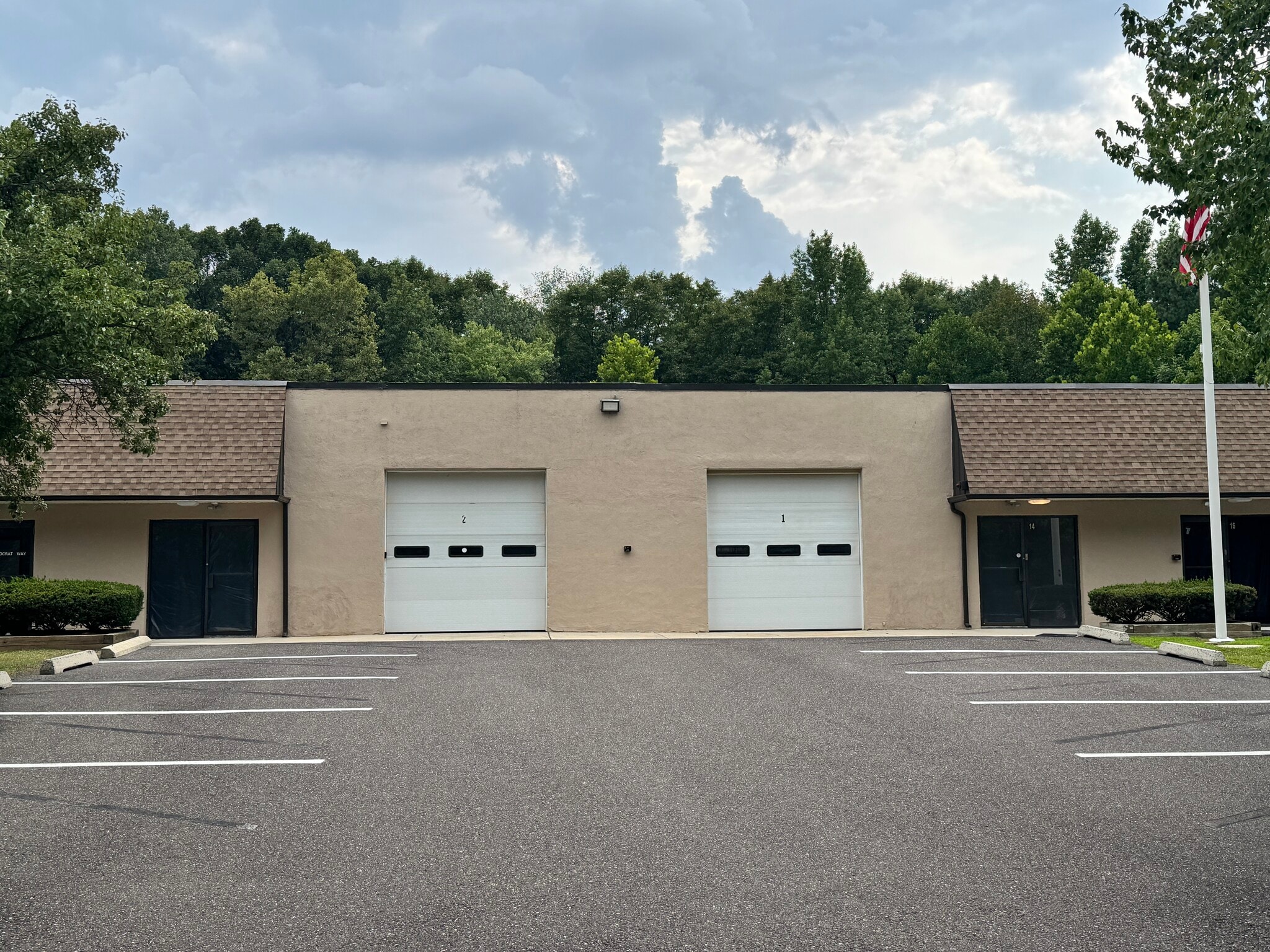 10-16 Democrat Way, Gibbsboro, NJ for lease Building Photo- Image 1 of 4