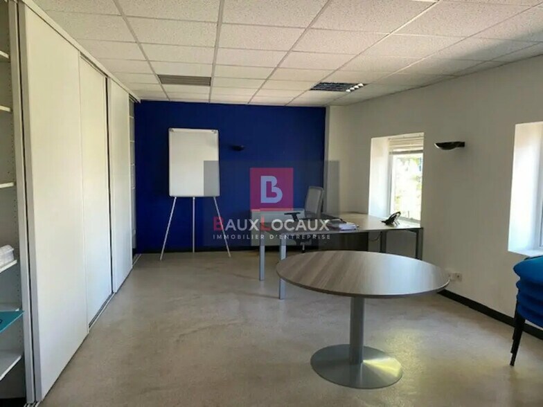 Office in Avignon for sale - Interior Photo - Image 3 of 7