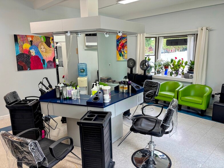 171 Main St, Deep River, CT for lease - Building Photo - Image 3 of 10