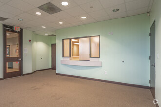 3333 Bayshore Blvd, Pasadena, TX for lease Interior Photo- Image 1 of 9