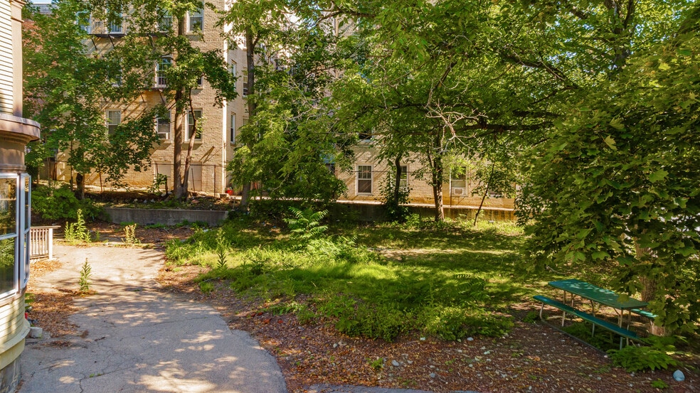 17 Monmouth St, Somerville, MA for sale - Building Photo - Image 3 of 50