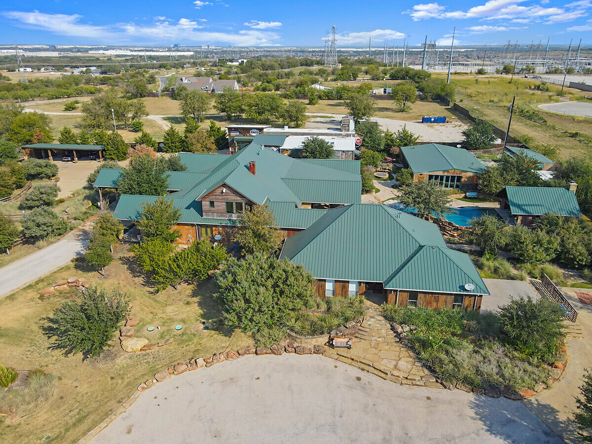 14250 Chaparral Ln, Roanoke, TX 76262