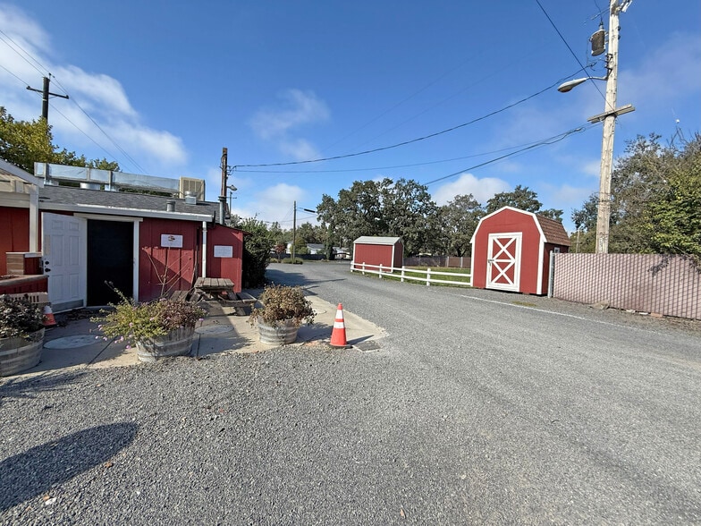 3535 Guerneville Rd, Santa Rosa, CA for lease - Primary Photo - Image 2 of 14