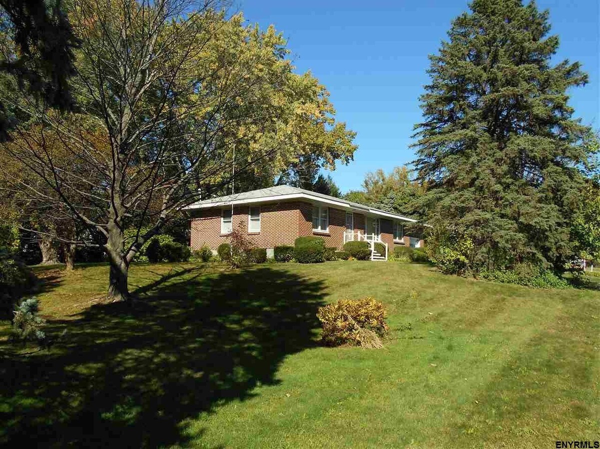 124128 Everett Rd, Albany, NY 12205